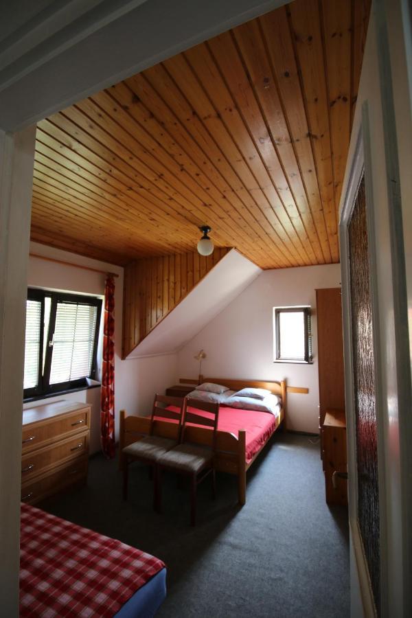 Nefelejcs Villa ซามาร์ดี ภายนอก รูปภาพ